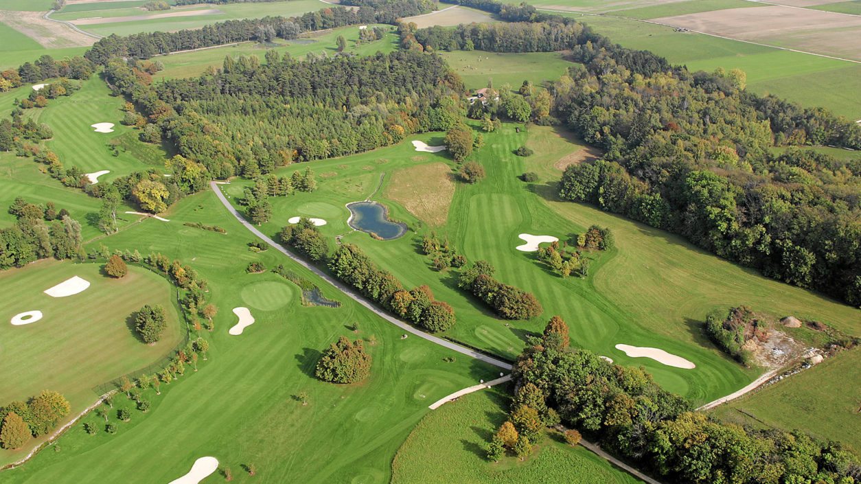 Vue aérienne drone Golf & Country Club Château de Bonmont