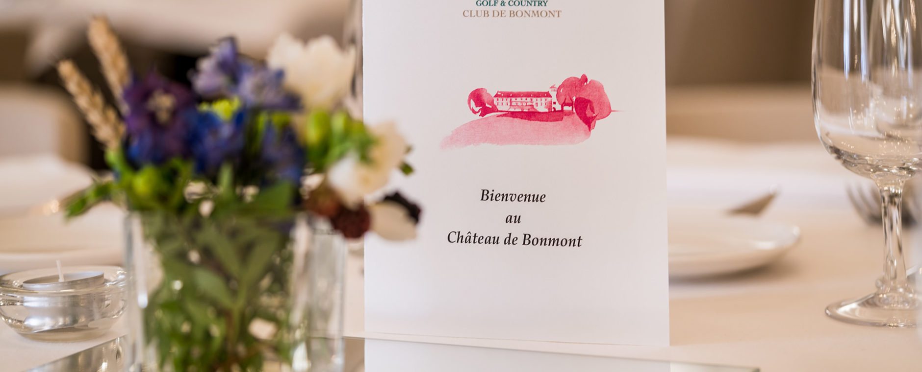 détail table banquet château de Bonmont menu