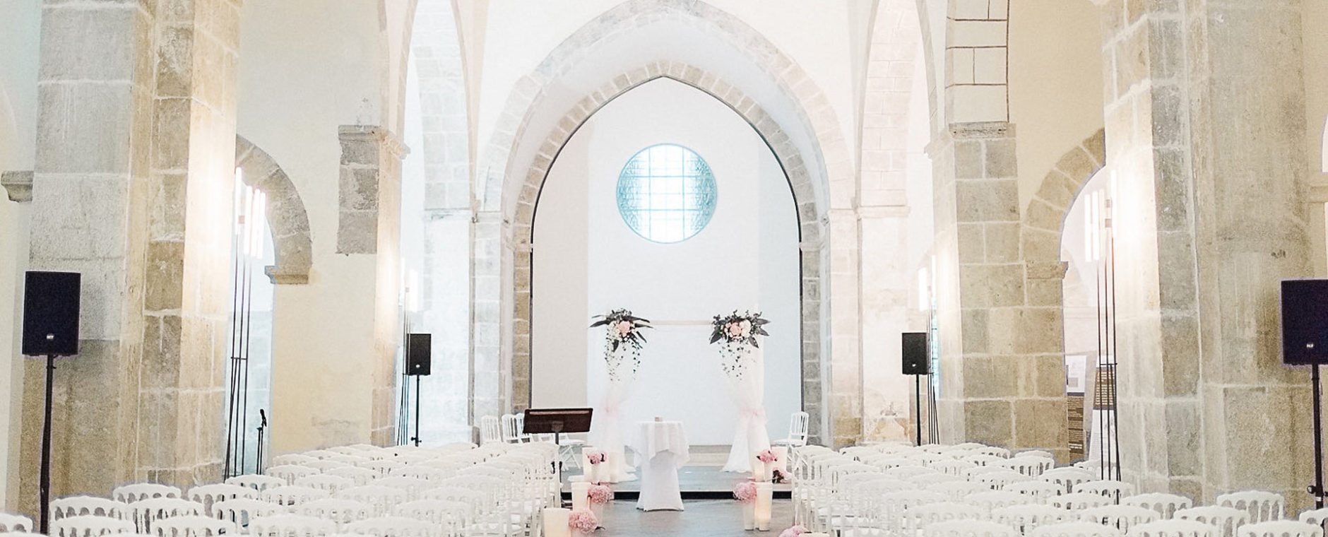décoration Abbaye de Bonmont mariage