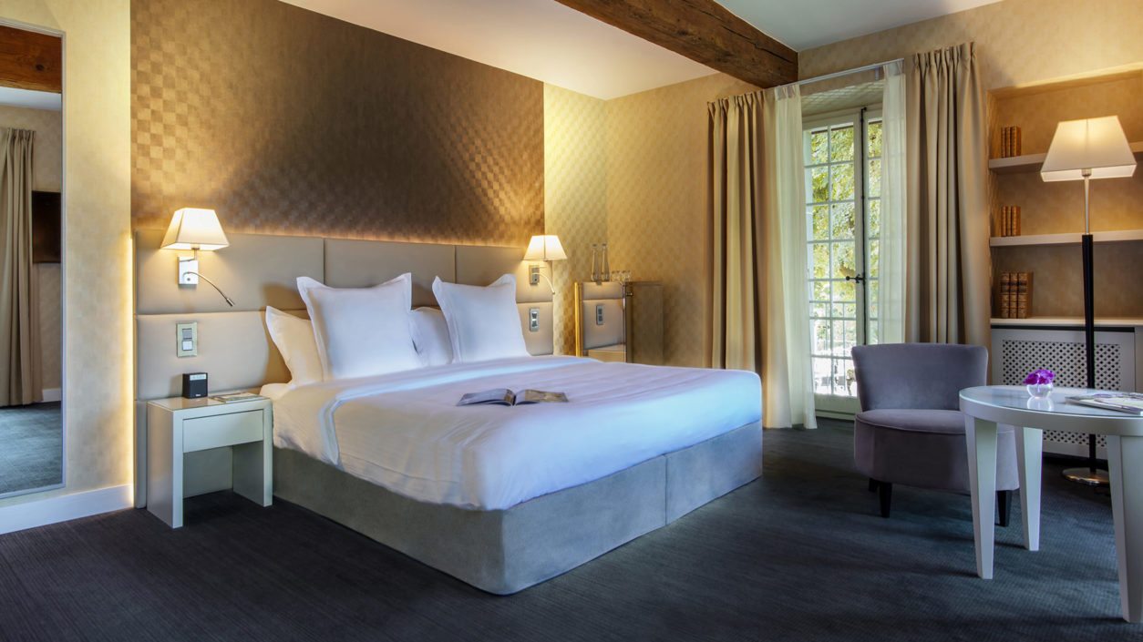 Bienvenue chambre deluxe hotel Bonmont