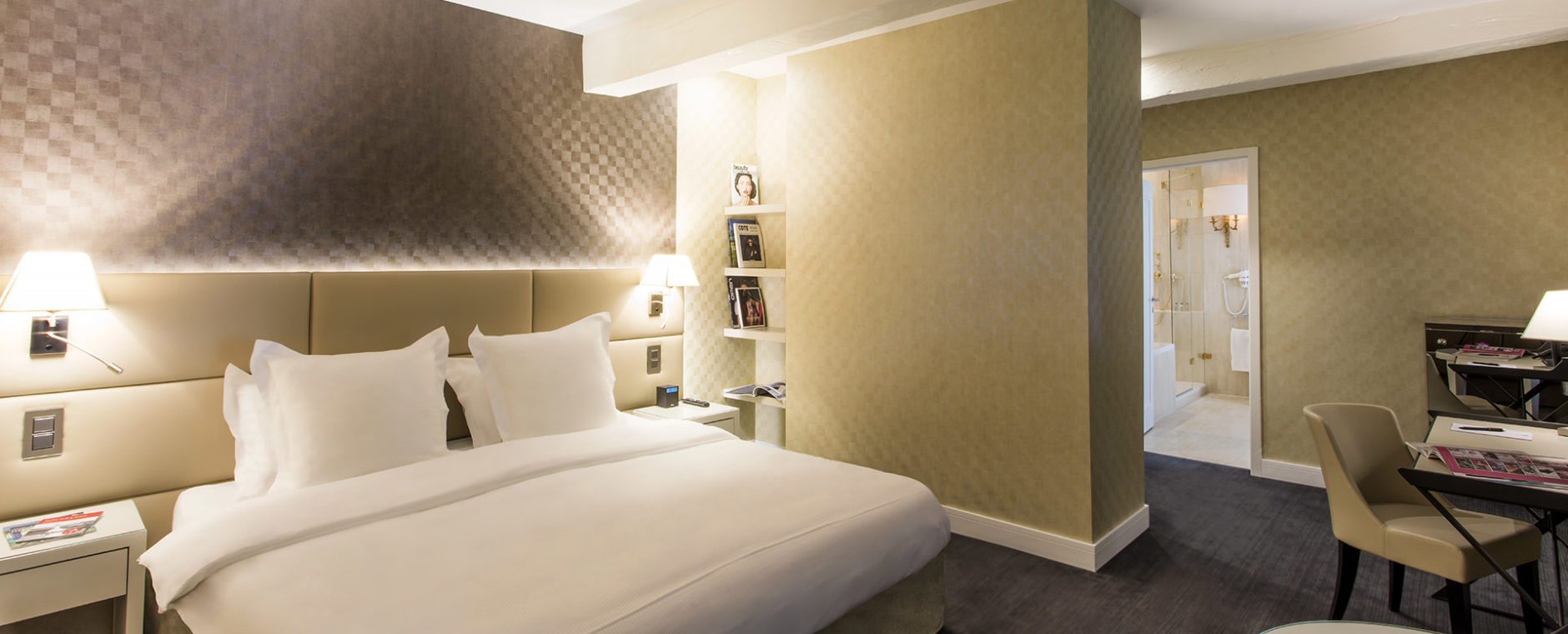 chambre deluxe château de Bonmont