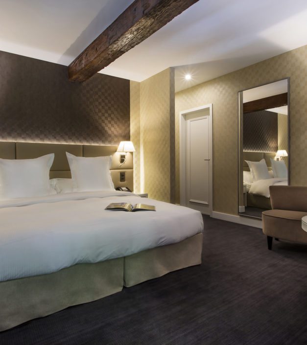 photo chambre standard château de Bonmont