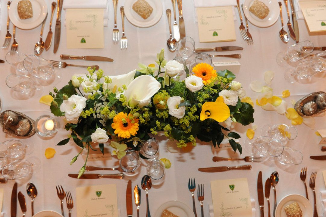 Decoration table florale mariage Bonmont