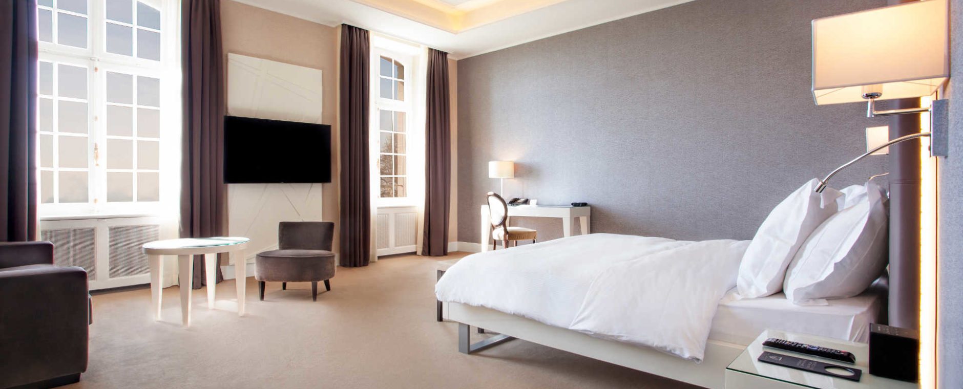 photo chambre junio suite château de Bonmont