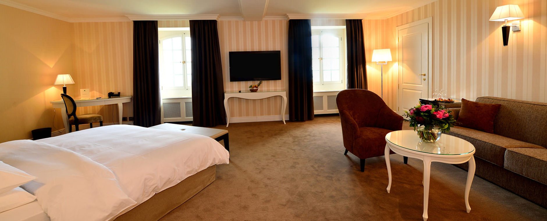 intérieur junior suite château de Bonmont