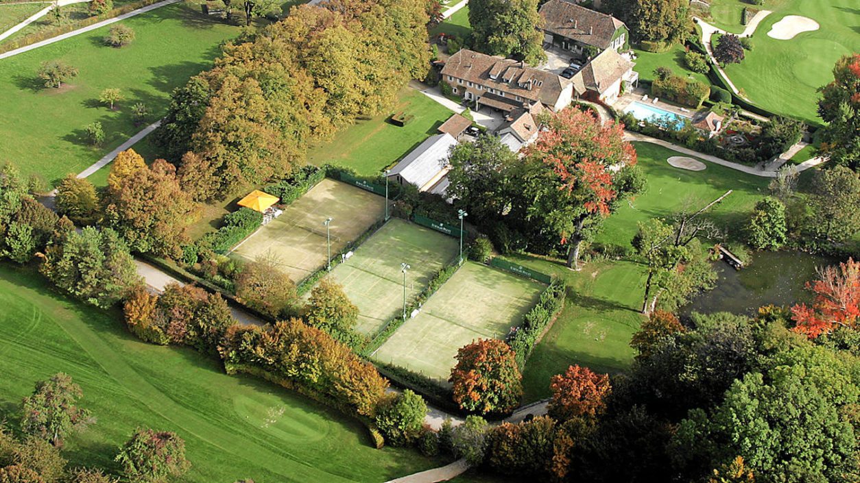 activité tennis terrain Bonmont