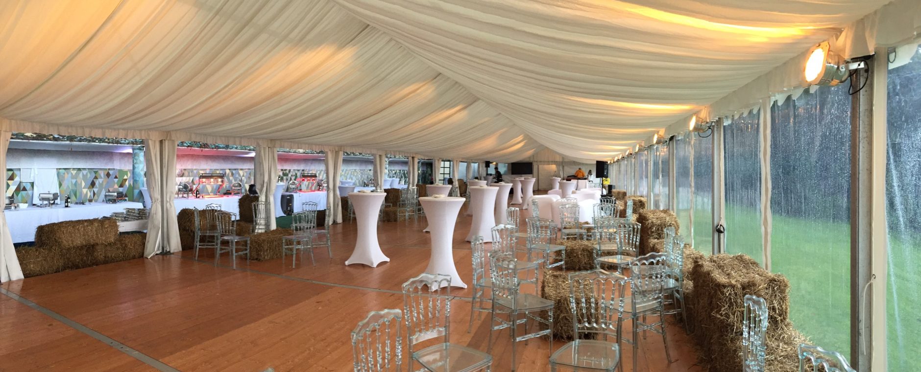 événement sous tente jardin Bonmont