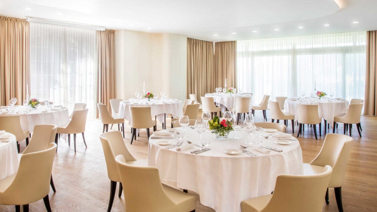 tables cérémonie banquets Bonmont